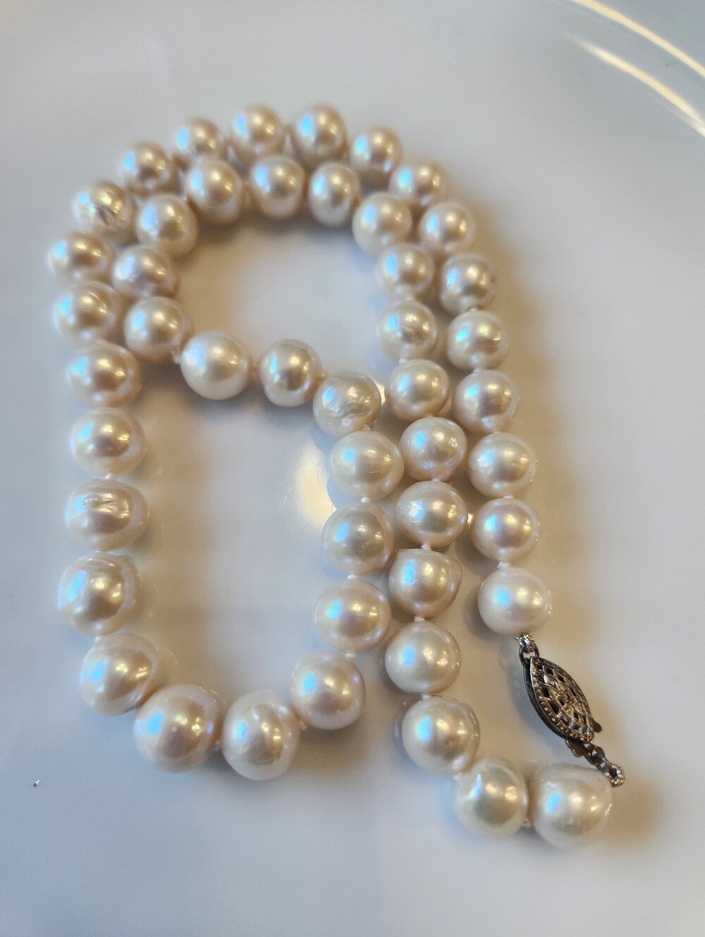 Classic CULTURED Pearl Necklace